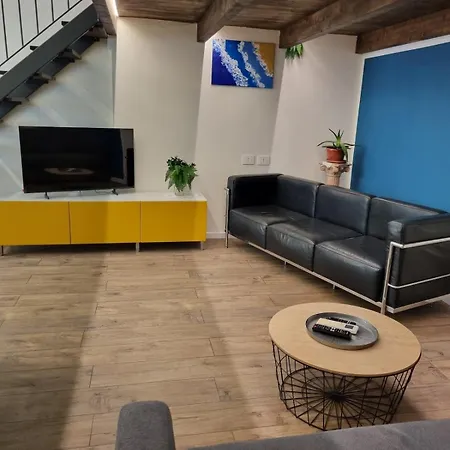 Leon's Hub - Sant'orsola Hospital - Bellaria Hospiatal - Bolognafiere - Centro Citta Comodo Апартаменты Болонья