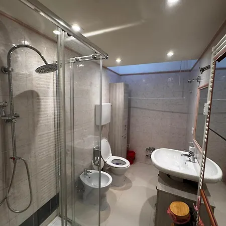 Leon's Hub - Sant'orsola Hospital - Bellaria Hospiatal - Bolognafiere - Centro Citta Comodo * Болонья